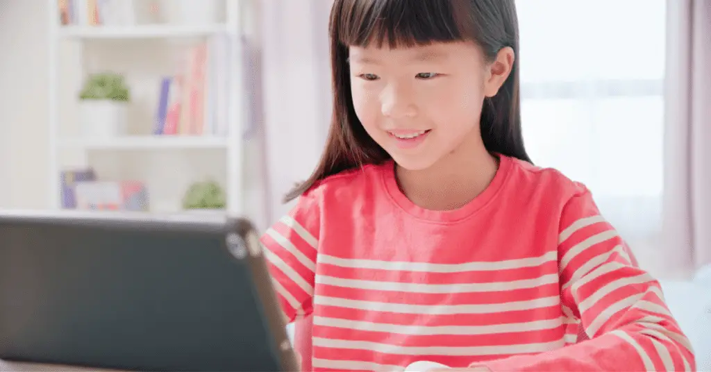 A child receiving Online tution