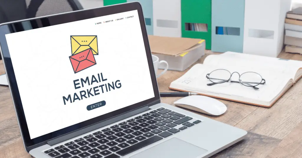 how to monetize your blog - How To Select a Good Email Marketing Software For Your Startup?